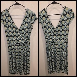 Dressbarn Womens Blue Black Geometric Wrap Dress V-Neck Cap Sleeve Size 10